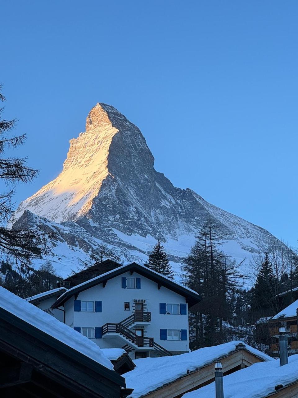 Chalet Petit Zermatt Exterior photo